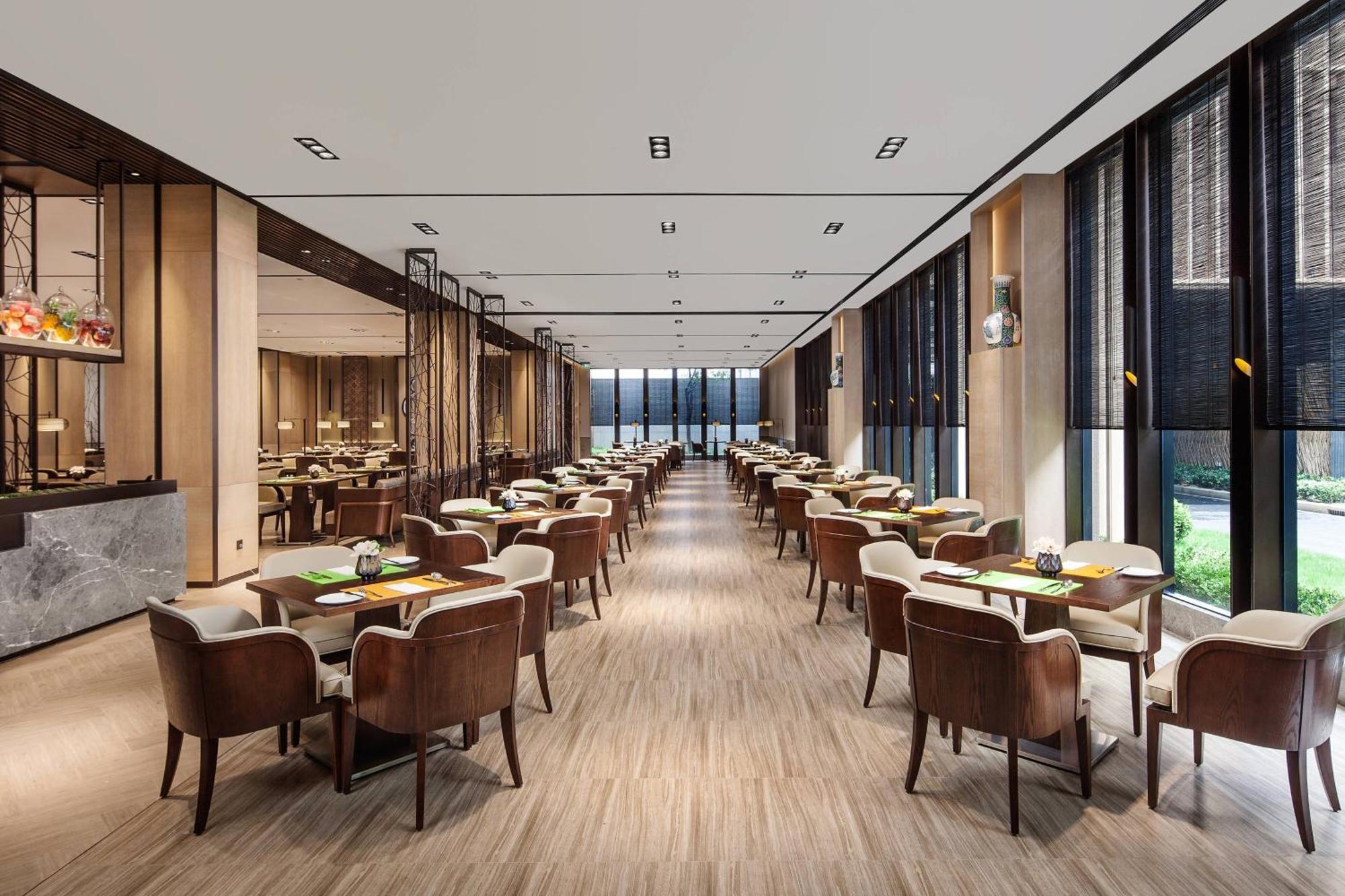 Courtyard By Marriott Shanghai International Tourism And Resorts Zone Buitenkant foto