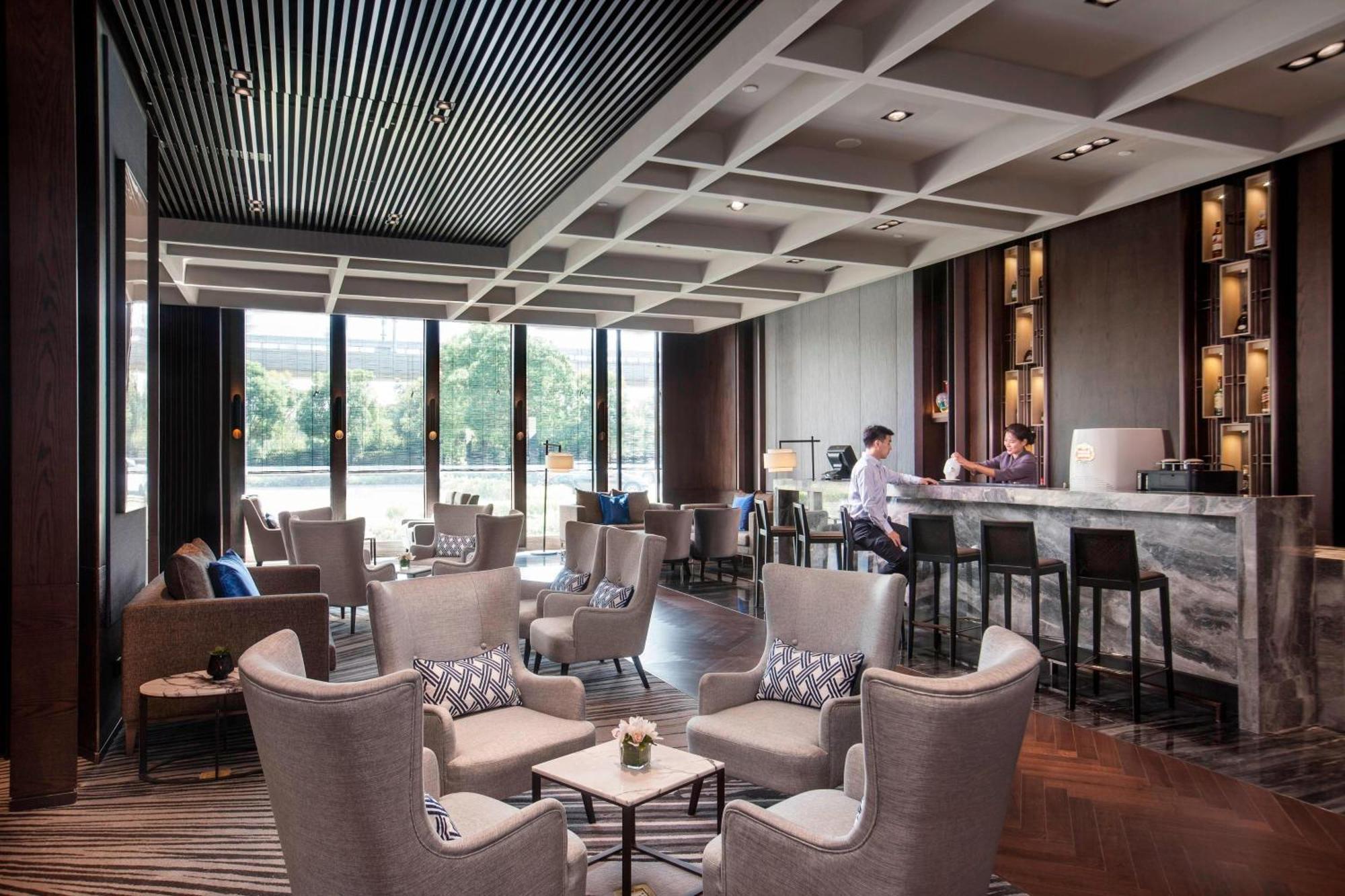 Courtyard By Marriott Shanghai International Tourism And Resorts Zone Buitenkant foto
