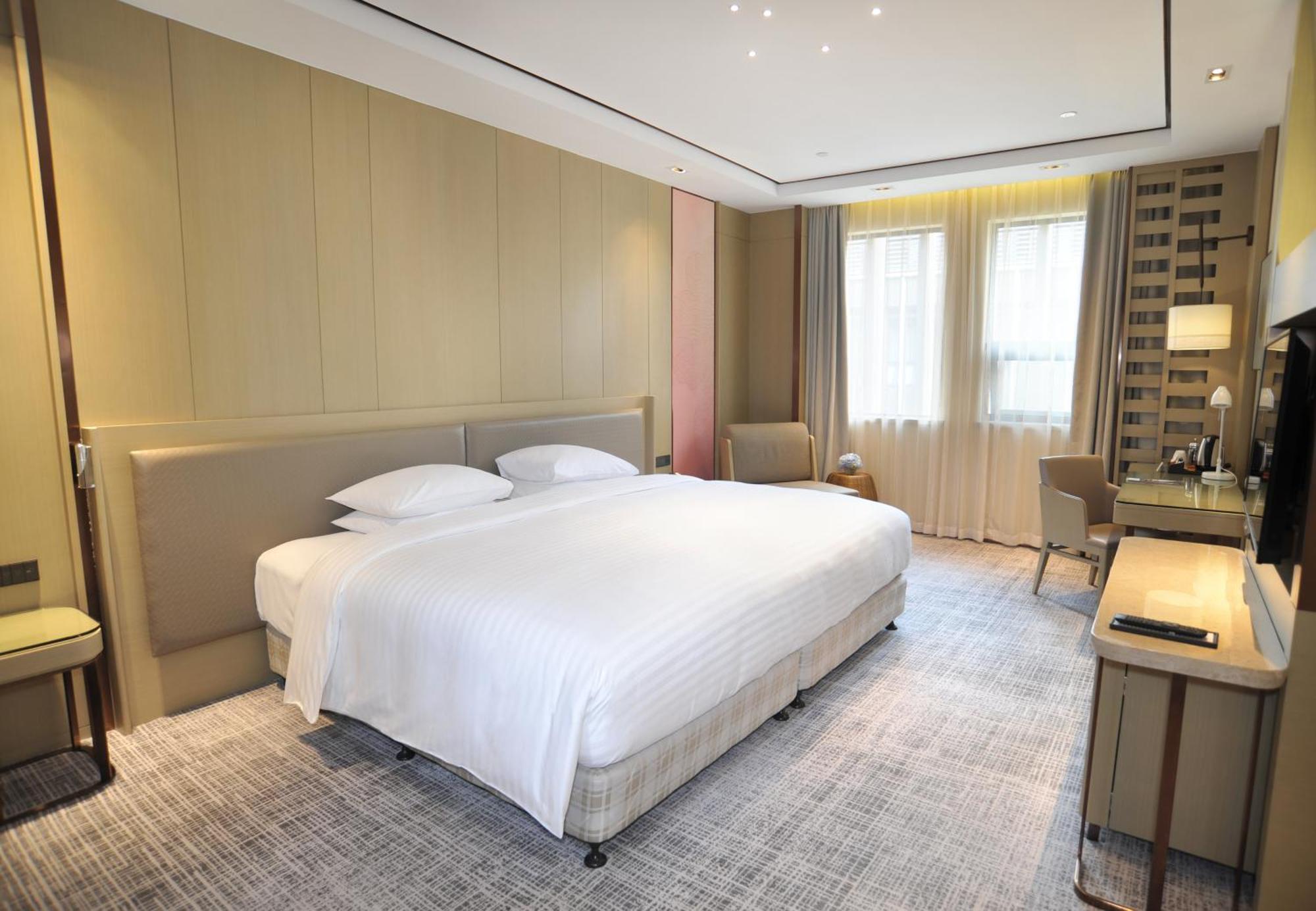 Courtyard By Marriott Shanghai International Tourism And Resorts Zone Buitenkant foto