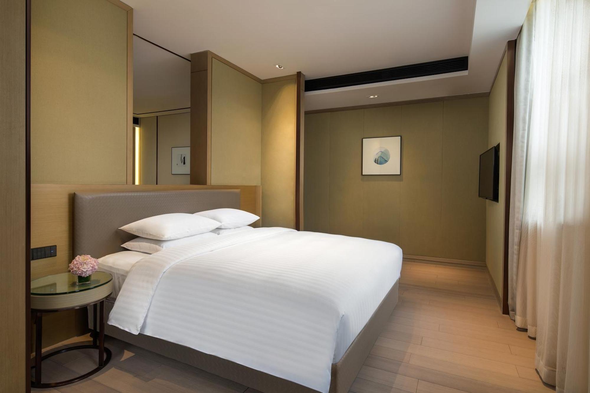 Courtyard By Marriott Shanghai International Tourism And Resorts Zone Buitenkant foto