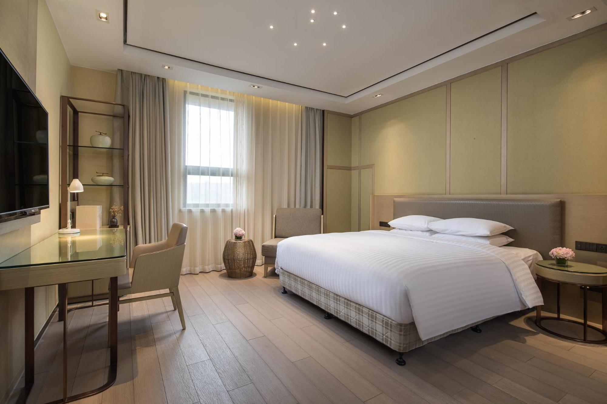 Courtyard By Marriott Shanghai International Tourism And Resorts Zone Buitenkant foto